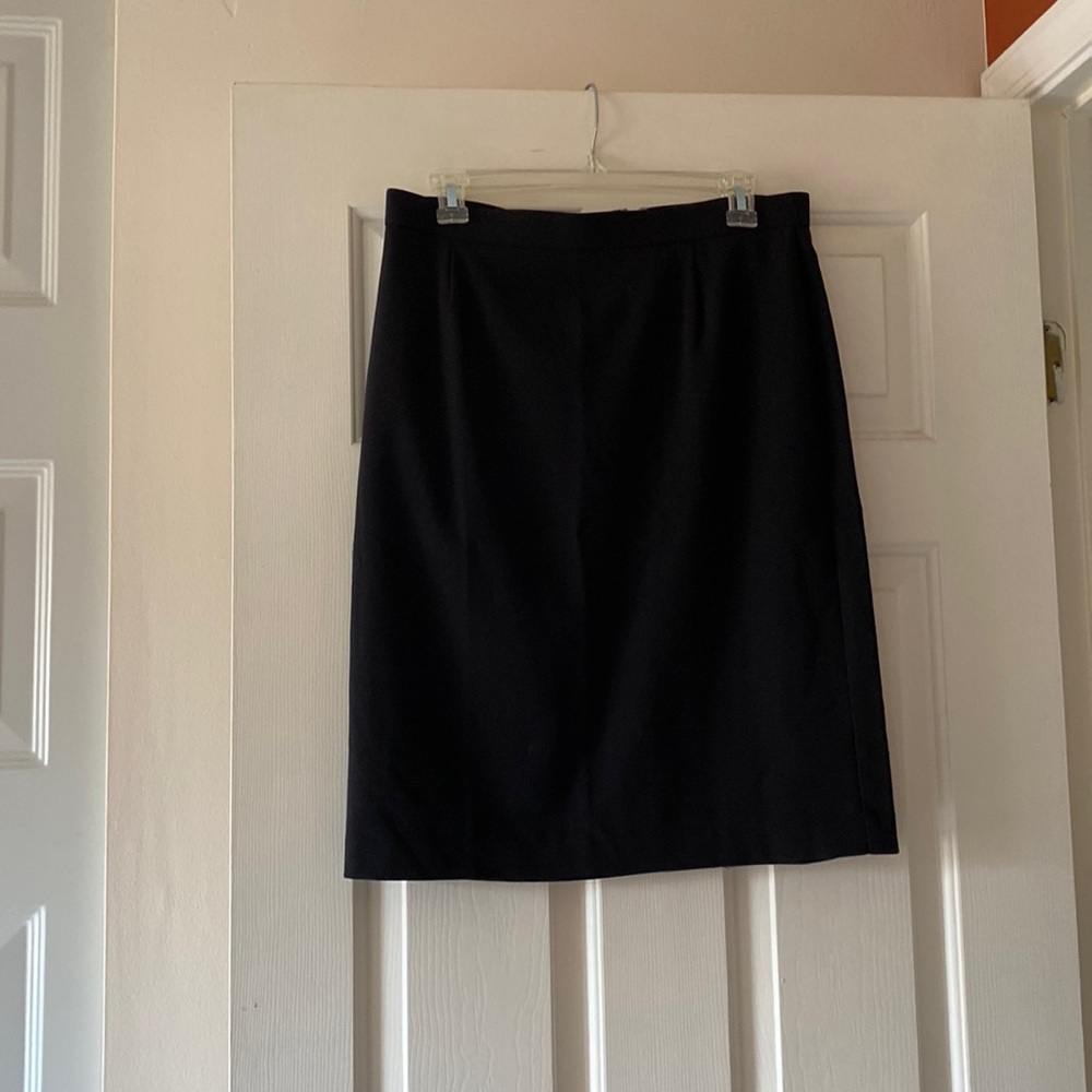 New pencil skirt, size 10 color black